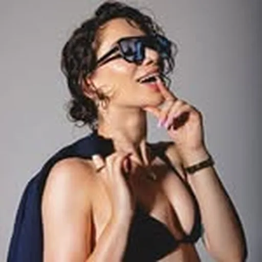 @_modeliza_ profile image