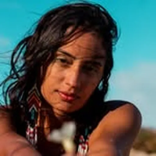 @_raquelcf profile image