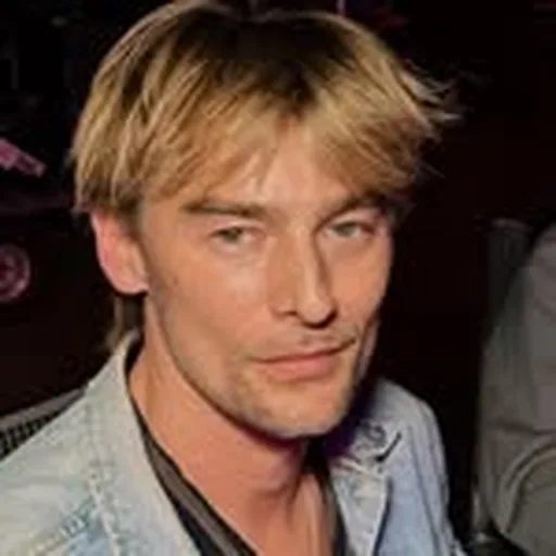 @alanbadoev profile image