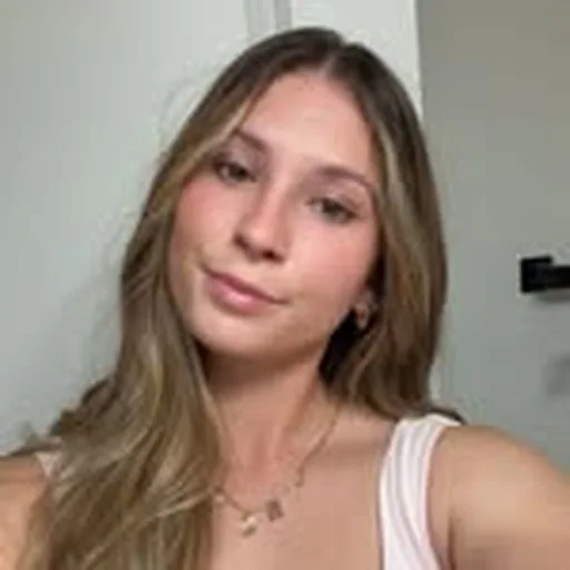 @alina_felixx profile image