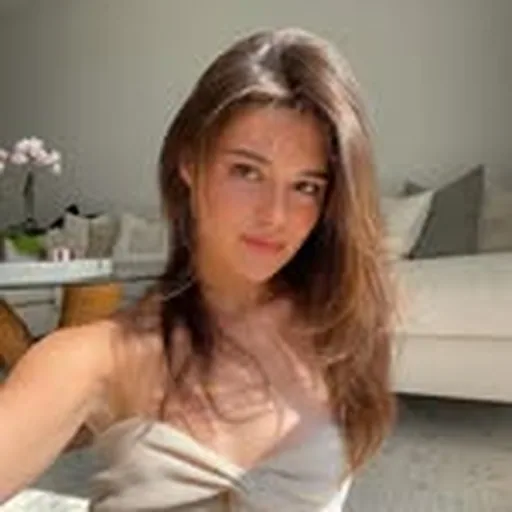 @alykima_ profile image