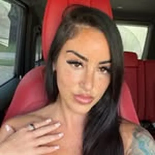 @alysia_magen profile image