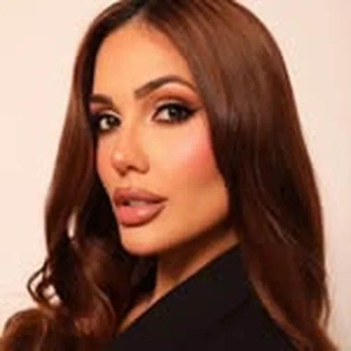 @angiecabreramakeup profile image