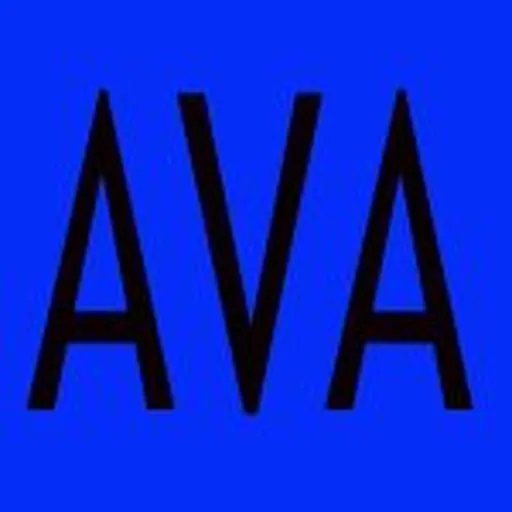 @ava_luca profile image