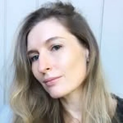 @avabellemakeup profile image