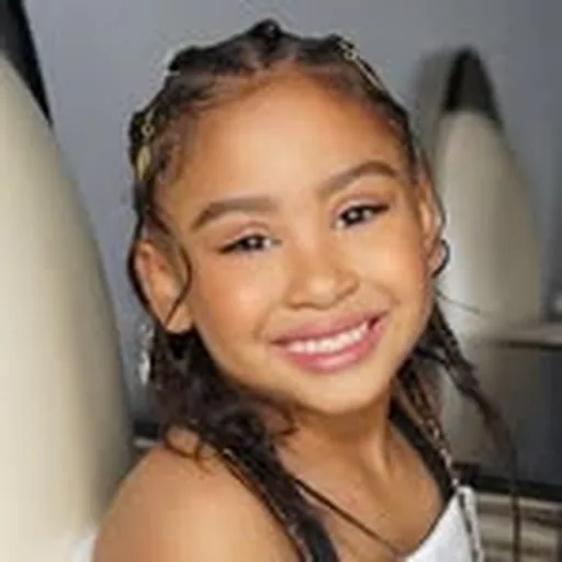 @avadiorofficial profile image