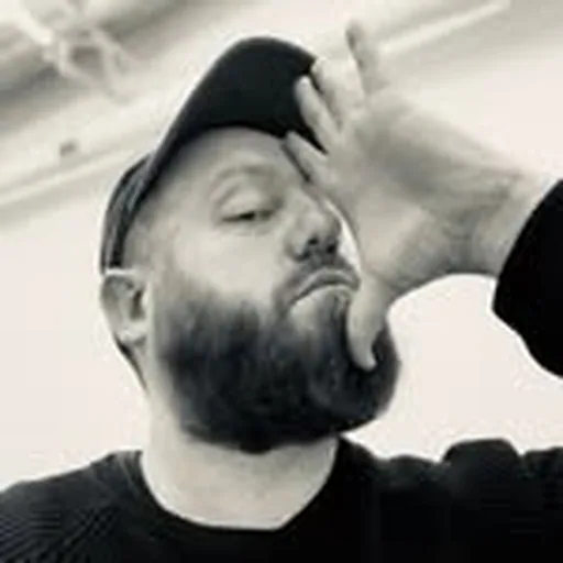 @avemiseria profile image