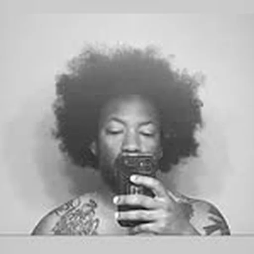 @ayeleezee profile image