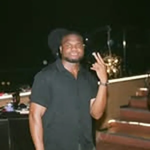 @aziumolu profile image