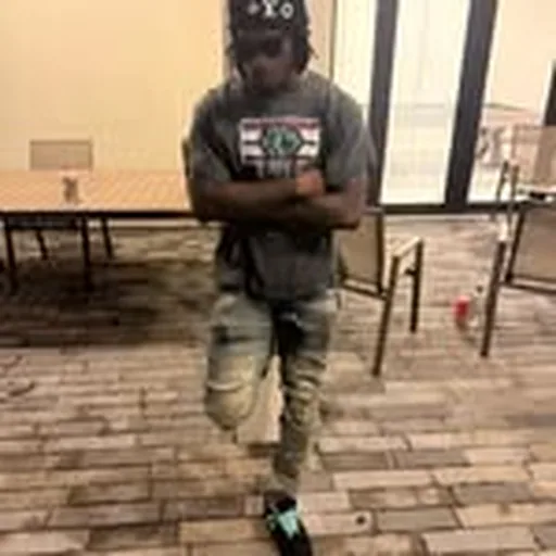 @bluehunnitss_ profile image
