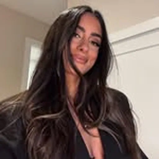 @bynicolevoz profile image