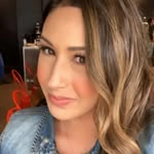@carleygomez profile image