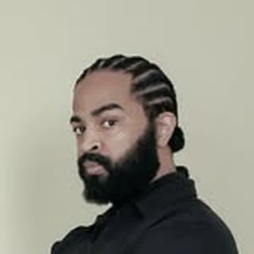 @carlyle_ profile image
