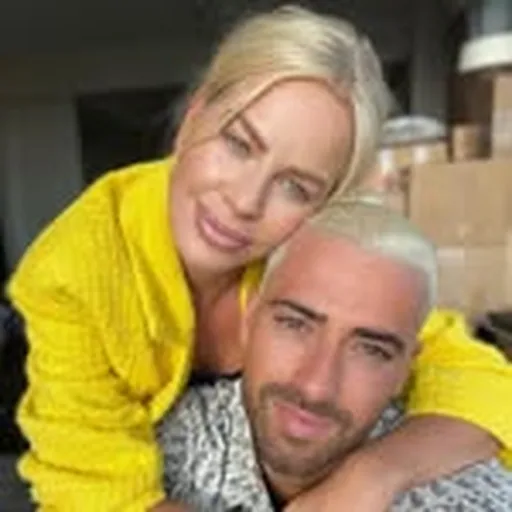 @carolinestanbury profile image