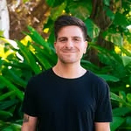 @consciouschris profile image