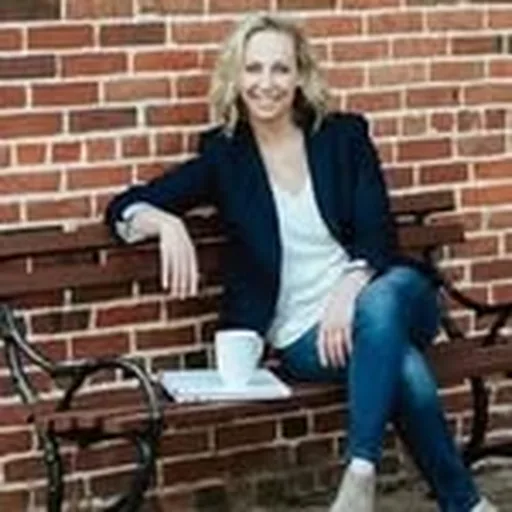 @corporateclarity.career profile image