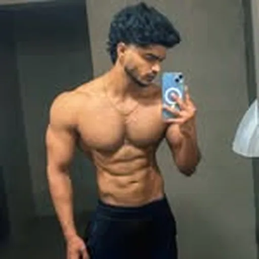 @dhanushh.x profile image