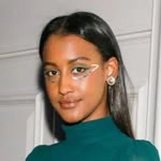 @dinanursatti profile image