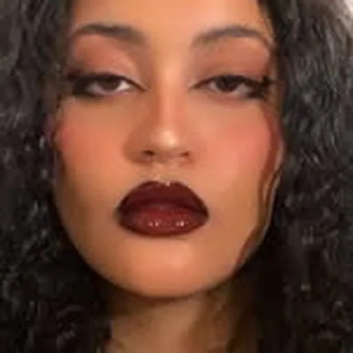 @eesahvel profile image