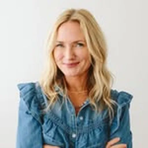 @em_henderson profile image