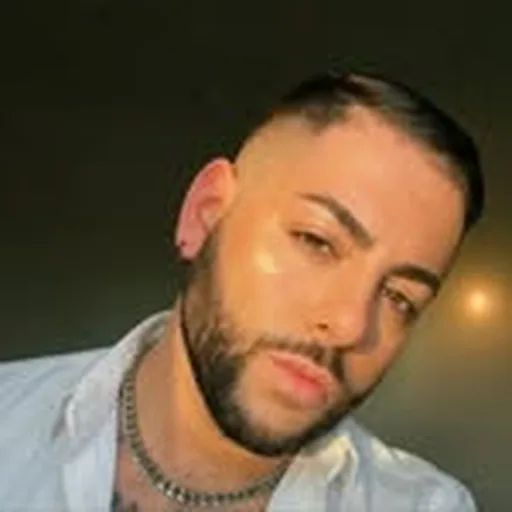 @enzo_cruxx profile image