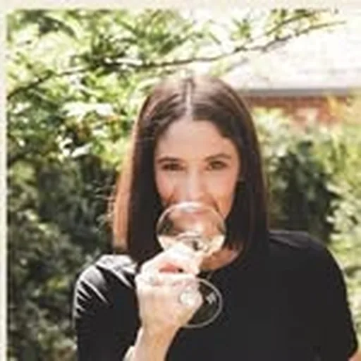 @erinllarkin profile image