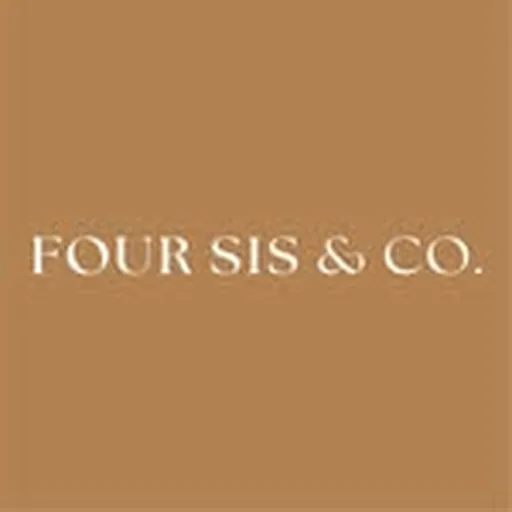 @foursis_weddingdress profile image