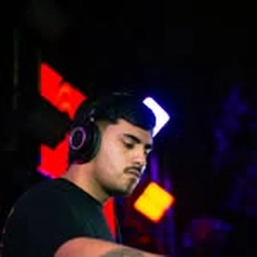 @frangaraydj profile image