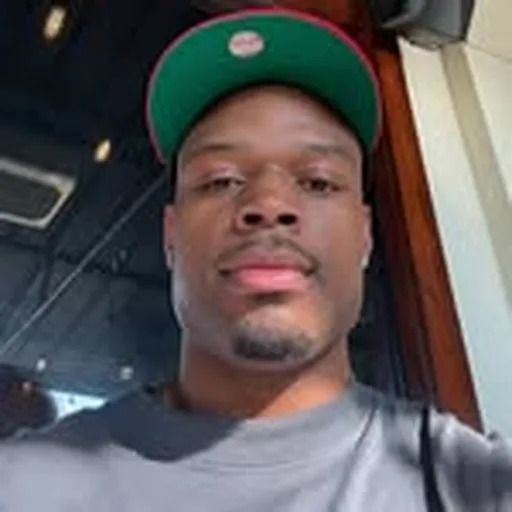 @gcthree_ profile image