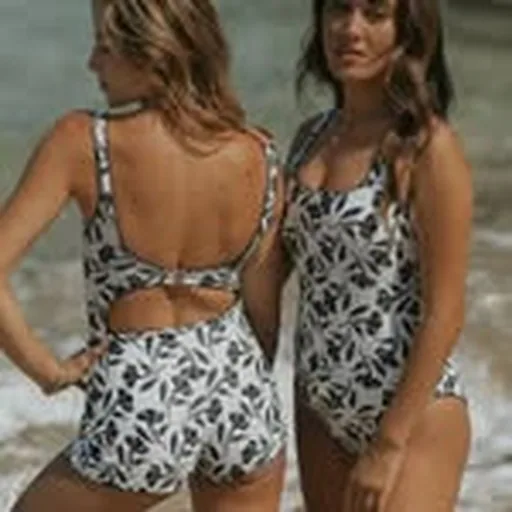 @geodeswimwear profile image