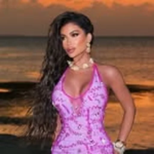 @hellyluv profile image