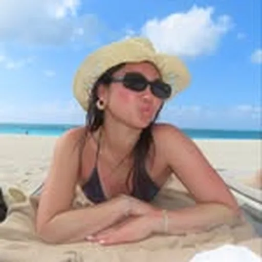 @hilariyas profile image