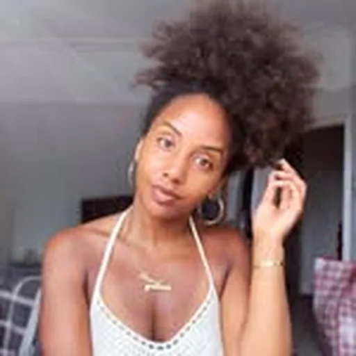 @jadeavia profile image