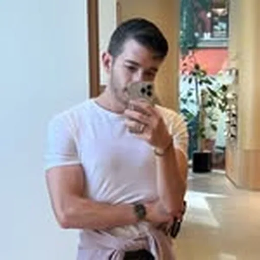 @johnmvilla2 profile image