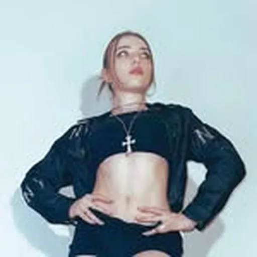 @julia.bys profile image