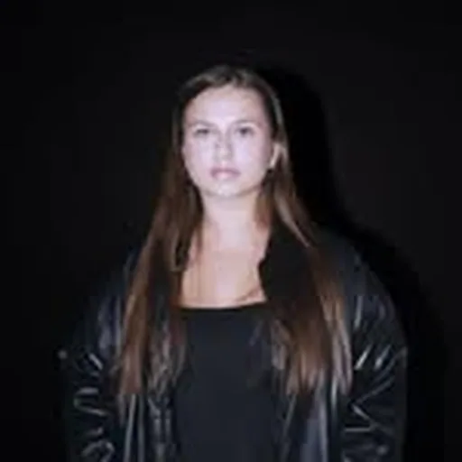 @laragothel profile image
