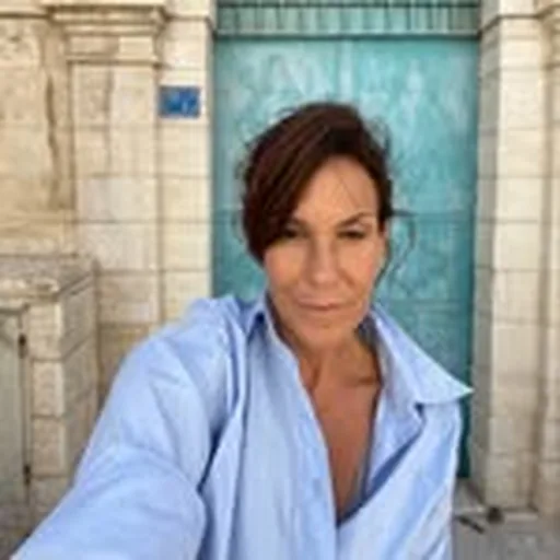 @laratgilmore profile image