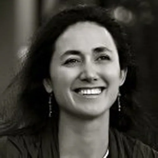 @lauracatenamd profile image