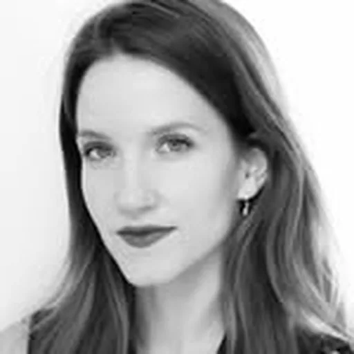@laurategelymakeup profile image