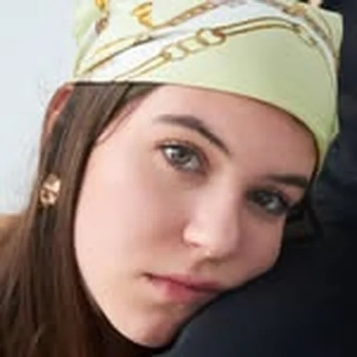 @lilivari profile image