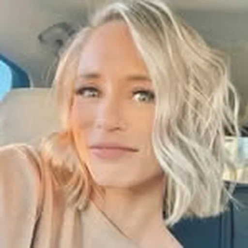 @lily_marston profile image