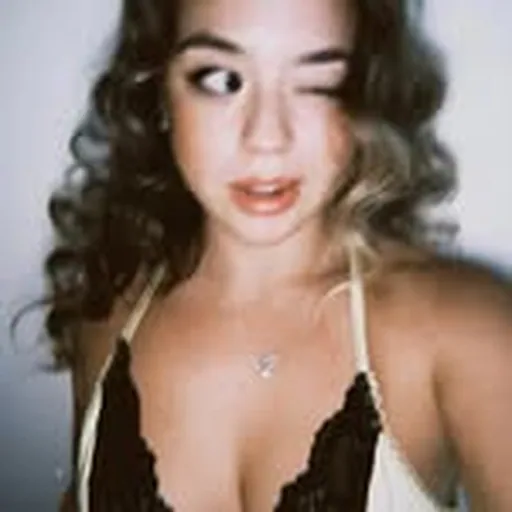 @lindazhengova profile image