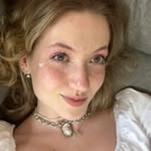 @lisaueb profile image