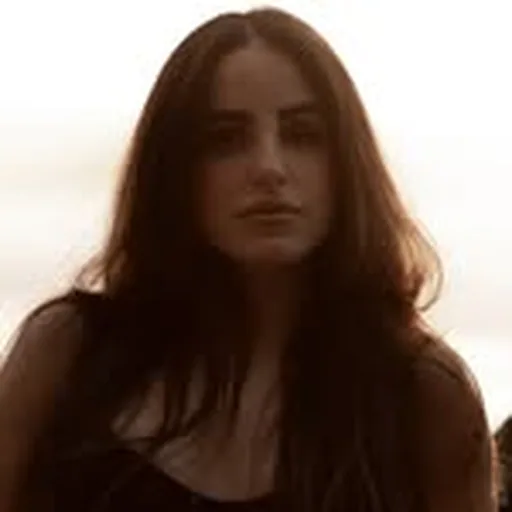 @liviarezen profile image