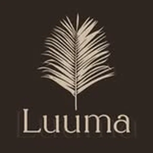 @luuma.beach profile image
