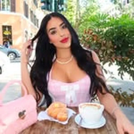 @mariacamilaabello profile image