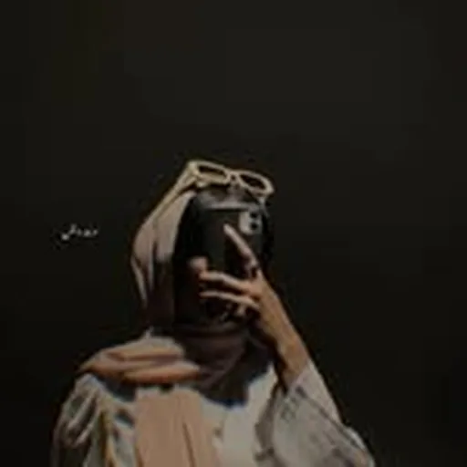 @mirhawrites._ profile image