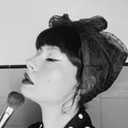 @miss_adinda_mae profile image