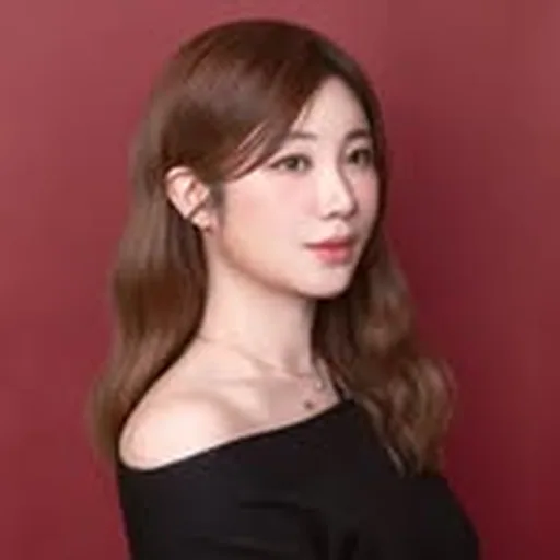 @naomilane_makeup profile image