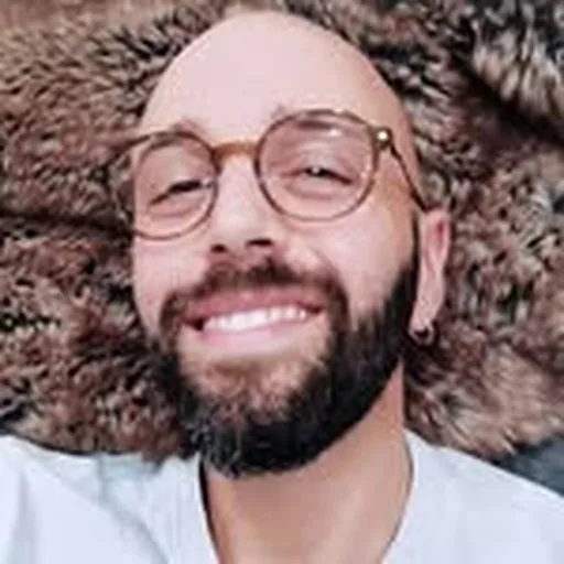 @nicdorian profile image